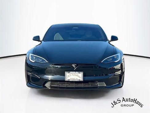 Used 2021 Tesla Model S Plaid image 2