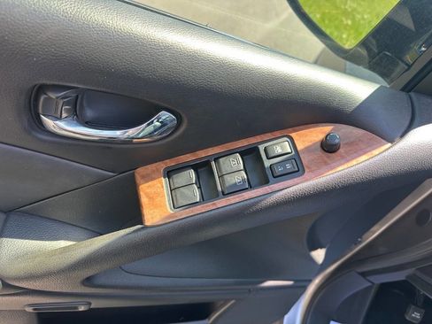 Used 2012 Nissan Murano LE AWD/4WD image 20