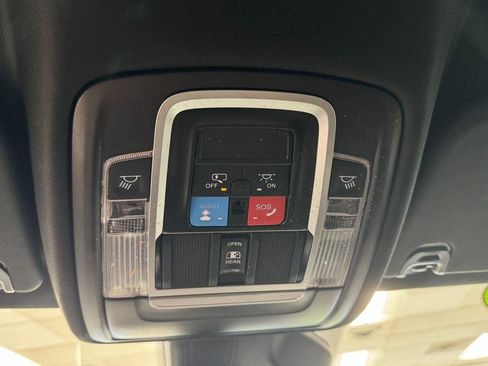 Used 2025 RAM 1500 Laramie image 11