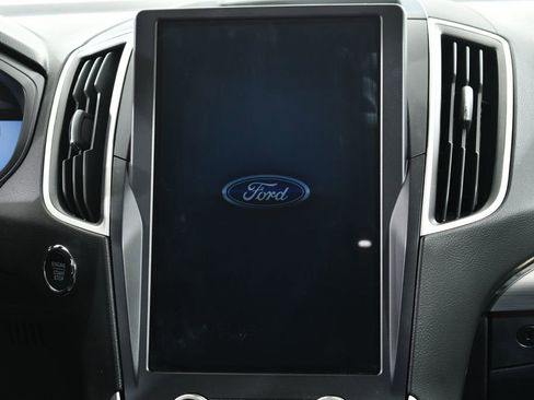 Used 2022 Ford Edge SEL w/ Convenience Package AWD/4WD image 9