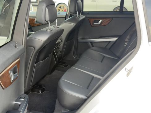 Used 2014 Mercedes-Benz GLK 250 BlueTEC 4MATIC image 11
