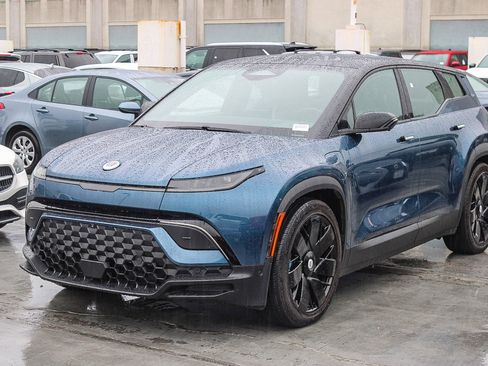 Used 2023 Fisker Ocean One image 3