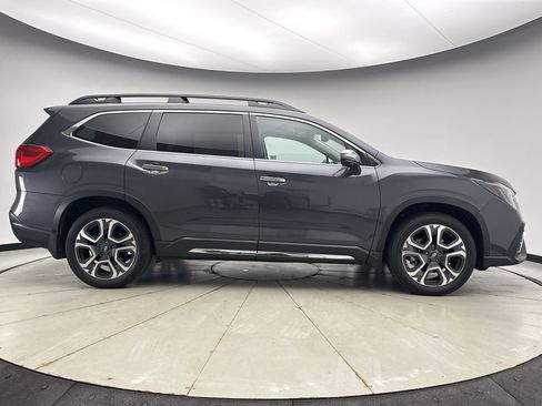 Used 2023 Subaru Ascent Touring AWD/4WD image 6
