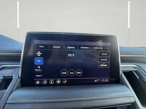 Used 2021 GMC Yukon SLT w/ SLT Premium Package image 20