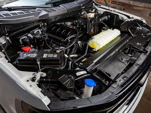 Used 2024 Ford F150 XLT w/ Equipment Group 302A MID image 39