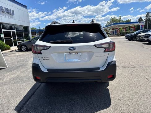 Used 2025 Subaru Outback Premium w/ Popular Package #1A AWD/4WD image 4