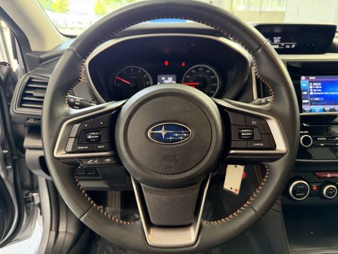Used 2022 Subaru Crosstrek 2.0i Premium AWD/4WD image 15