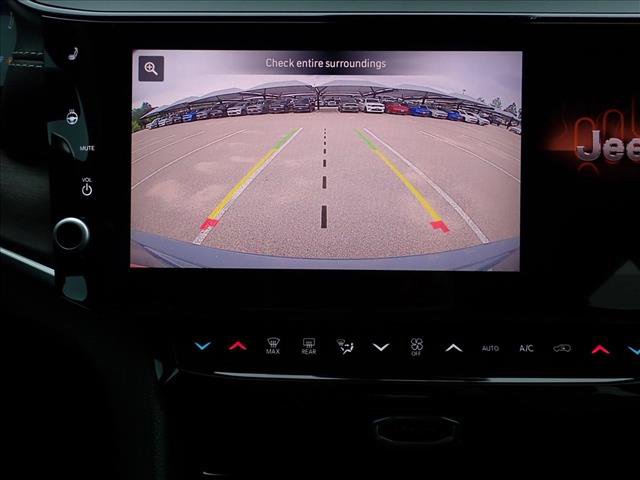 New 2027 Jeep Grand Cherokee Limited AWD/4WD image 19