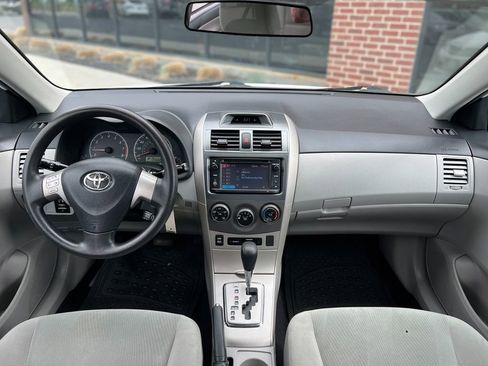 Used 2013 Toyota Corolla LE image 15