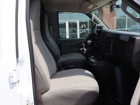 New 2025 Chevrolet Express 2500 Work Van w/ Driver Convenience Package image 41