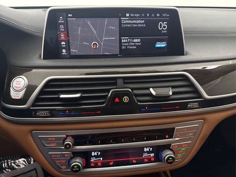 Used 2020 BMW 740i w/ Cold Weather Package RWD image 37