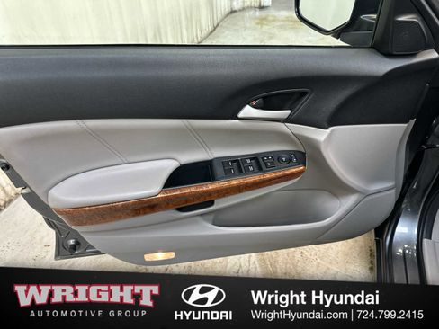 Used 2012 Honda Accord EX-L image 9