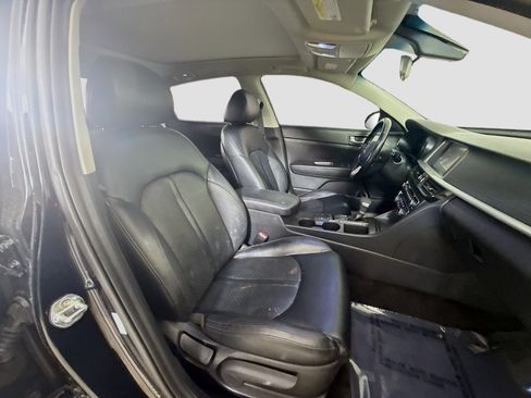 Used 2020 Kia Optima SE image 29