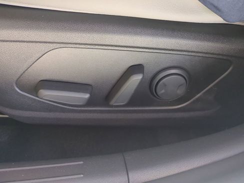 New 2026 Hyundai Elantra Limited image 21