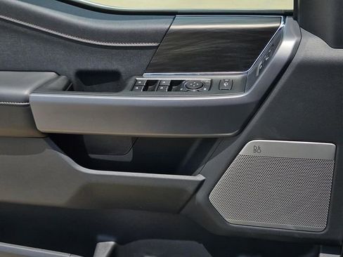 New 2025 Ford F150 Lariat w/ Equipment Group 501A Mid image 19