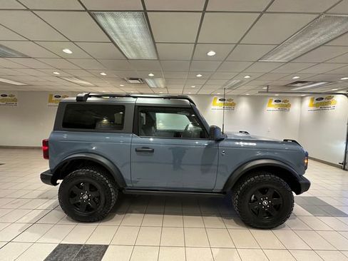 Used 2024 Ford Bronco Black Diamond image 3