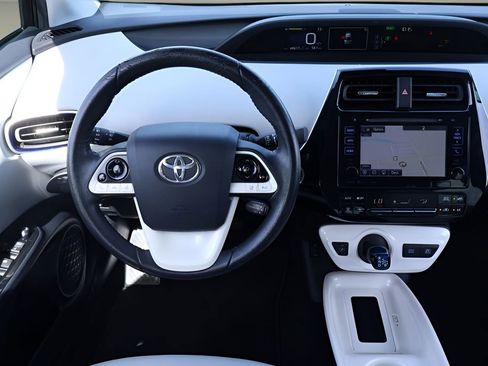 Certified 2016 Toyota Prius Four Touring image 14