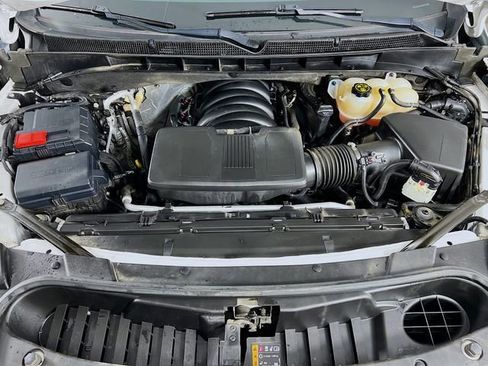 Used 2023 GMC Yukon SLT w/ SLT Premium Package image 31