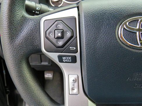 Used 2014 Toyota Tundra SR5 image 25