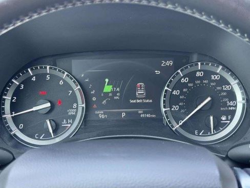 Used 2021 Toyota Highlander XLE AWD/4WD image 24