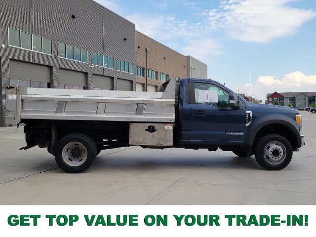 Used 2017 Ford F550 2WD Regular Cab Super Duty image 1