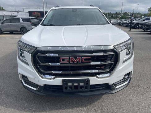 Used 2023 GMC Terrain AT4 AWD/4WD image 8
