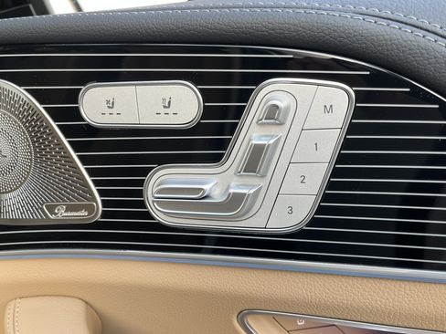 Used 2026 Mercedes-Benz GLS 450 4MATIC image 24