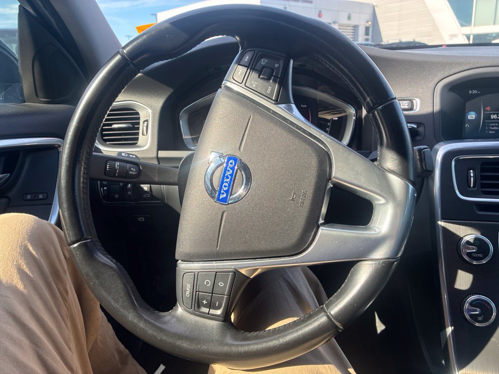 Used 2016 Volvo S60 T5 Premier FWD image 18