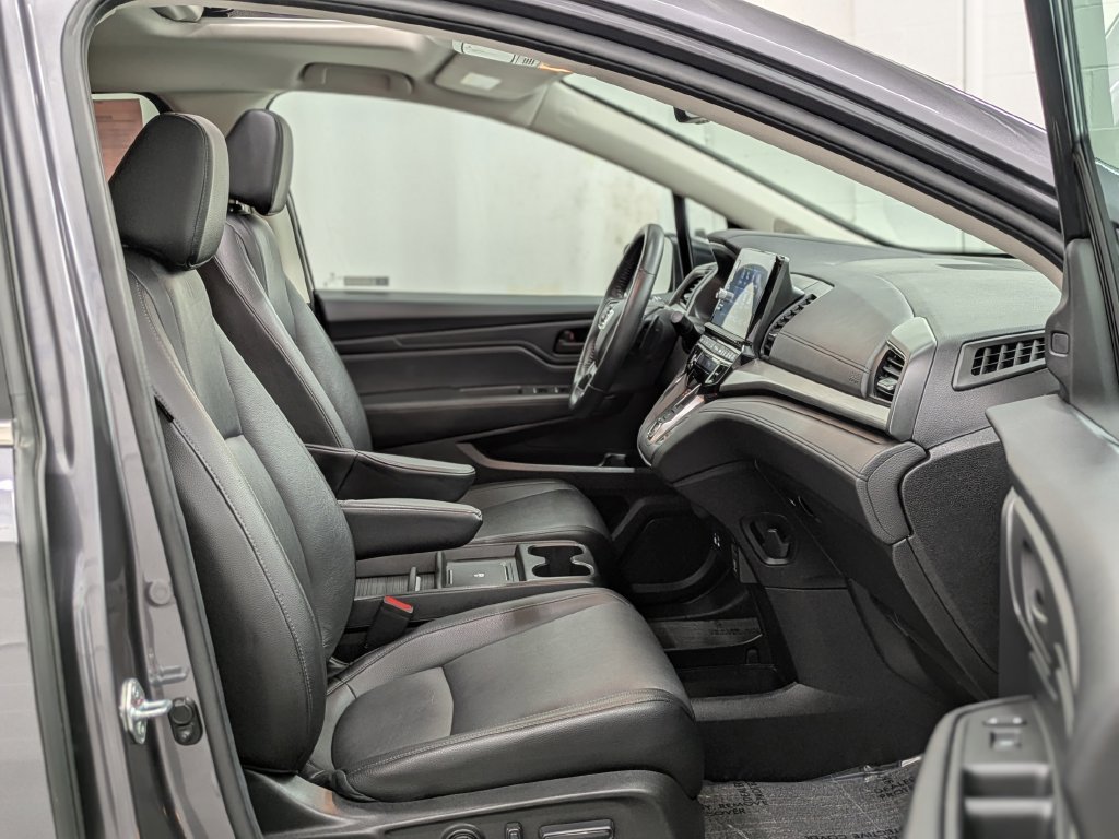 Used 2025 Honda Odyssey EX-L image 30