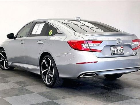 Used 2019 Honda Accord Sport image 9