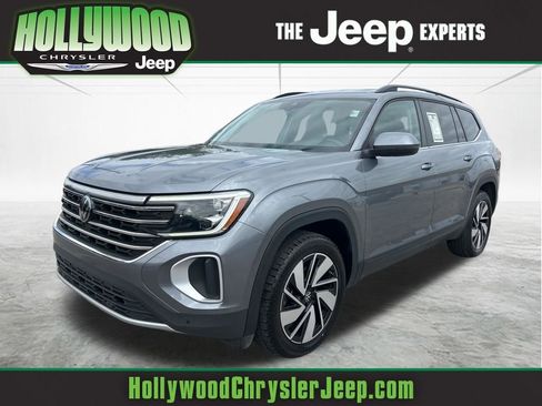 Used 2024 Volkswagen Atlas SE FWD image 1