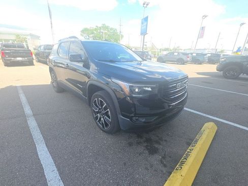Used 2019 GMC Acadia SLT w/ Black Edition image 8