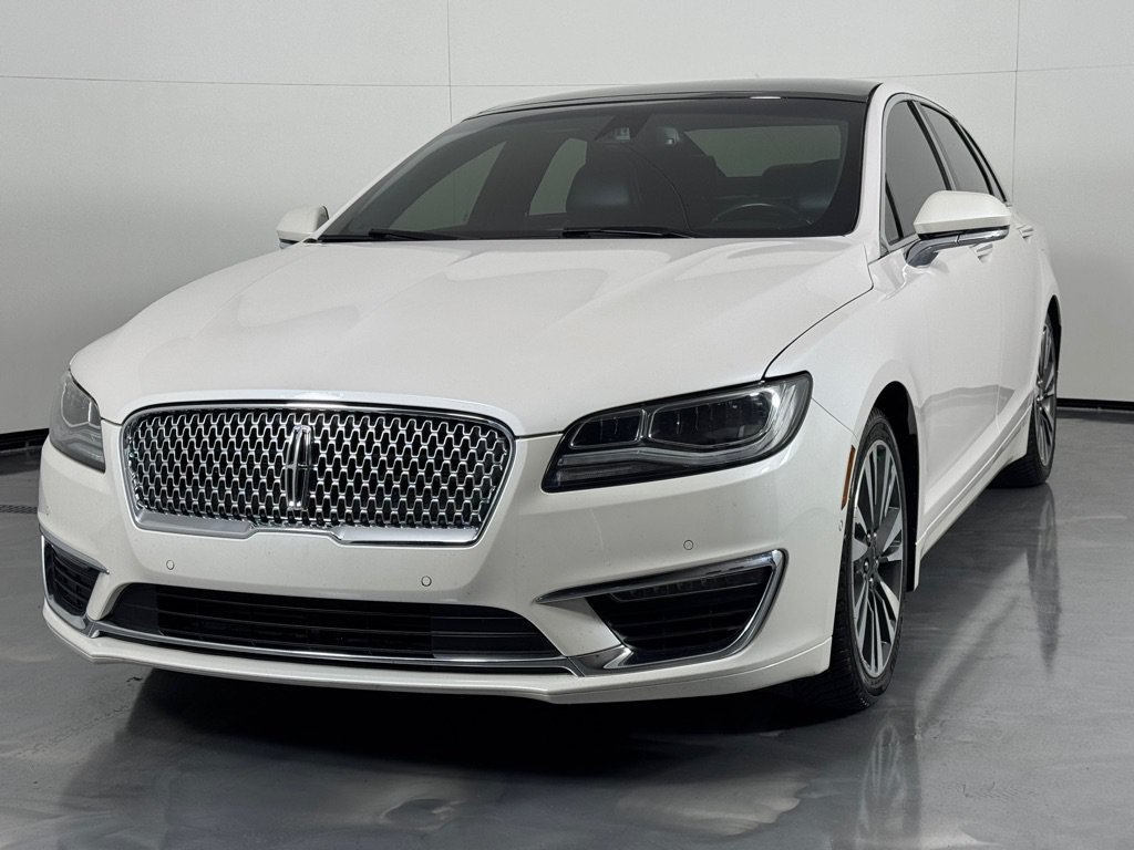 Used 2019 Lincoln MKZ Reserve w/ Luxury Package AWD/4WD image 10