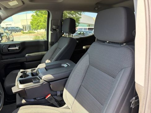 Used 2025 Chevrolet Silverado 1500 Custom w/ Turbomax Blackout Package RWD image 23
