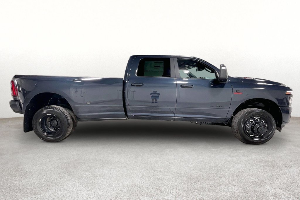 New 2026 RAM 3500 Laramie w/ Night Edition AWD/4WD image 7