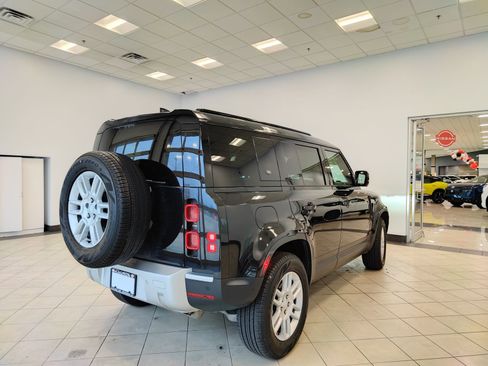 Used 2024 Land Rover Defender 110 S AWD/4WD image 3