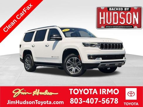 Used 2024 Jeep Wagoneer Series II w/ Flexible Seating Group RWD image 1