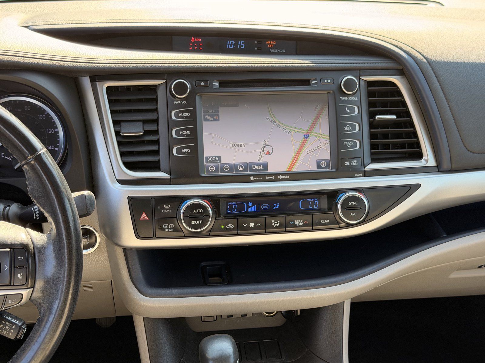 Used 2019 Toyota Highlander XLE FWD image 32
