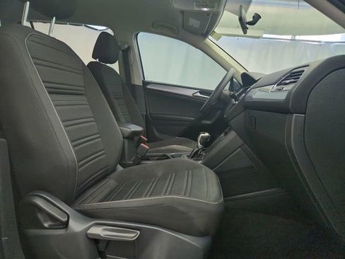 Used 2022 Volkswagen Tiguan S FWD image 22