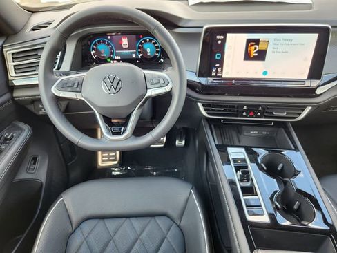 New 2026 Volkswagen Atlas Cross Sport SEL Premium R-Line image 28