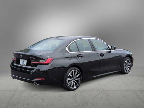 Certified 2025 BMW 330i xDrive Sedan AWD/4WD image 8