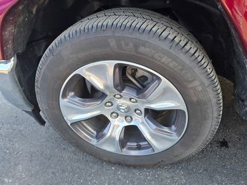 Used 2019 RAM 1500 Laramie image 48