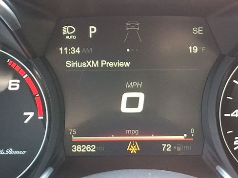 Used 2017 Alfa Romeo Giulia Ti w/ TI Lusso Light Wood Package image 21