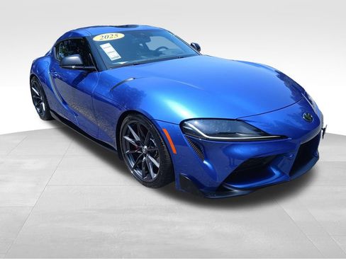 Used 2025 Toyota Supra Premium w/ Driver Assist Package RWD image 17
