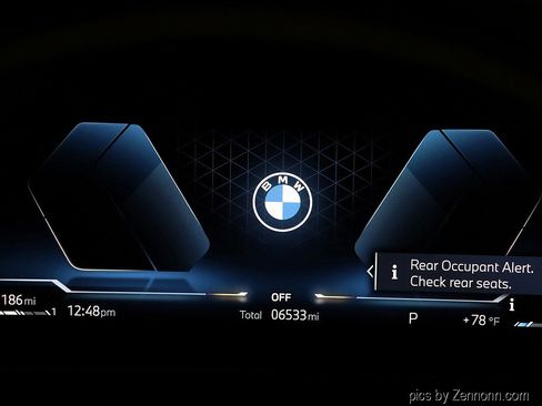 Certified 2023 BMW X1 xDrive28i w/ Convenience Package image 17