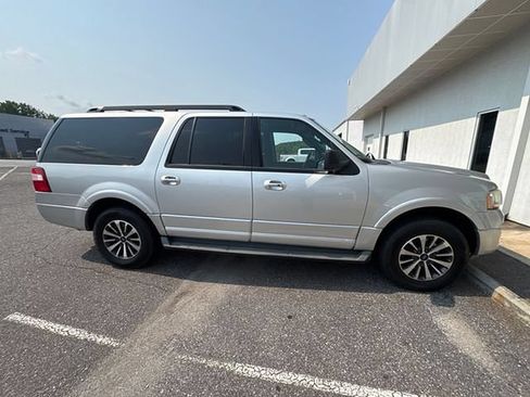 Used 2016 Ford Expedition EL XLT AWD/4WD image 7