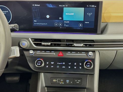 Used 2025 Hyundai Sonata Limited image 38