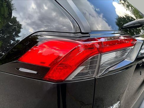 Used 2025 Toyota RAV4 LE AWD/4WD image 26