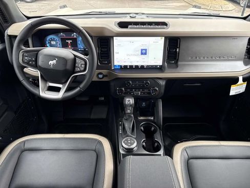 New 2025 Ford Bronco Big Bend w/ Black Diamond Package image 15