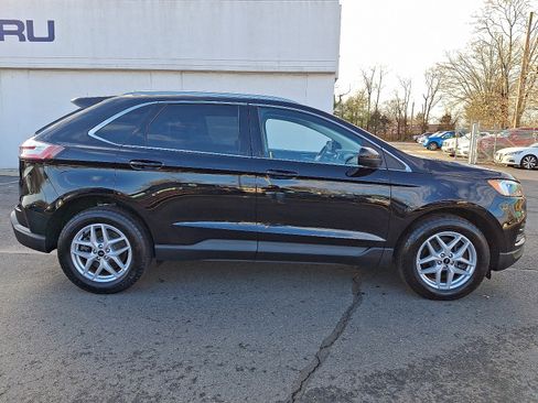 Used 2024 Ford Edge SEL w/ Convenience Package image 7